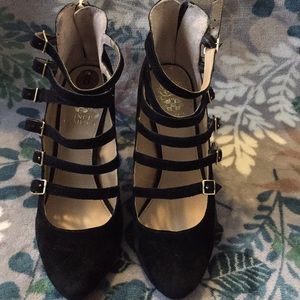 VINCE CAMUTO Shoes size 8